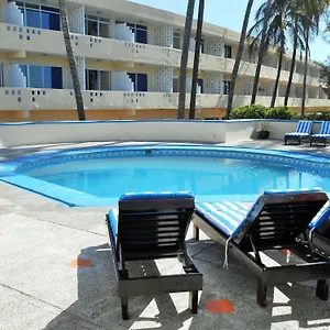 Jacarandas Hotel