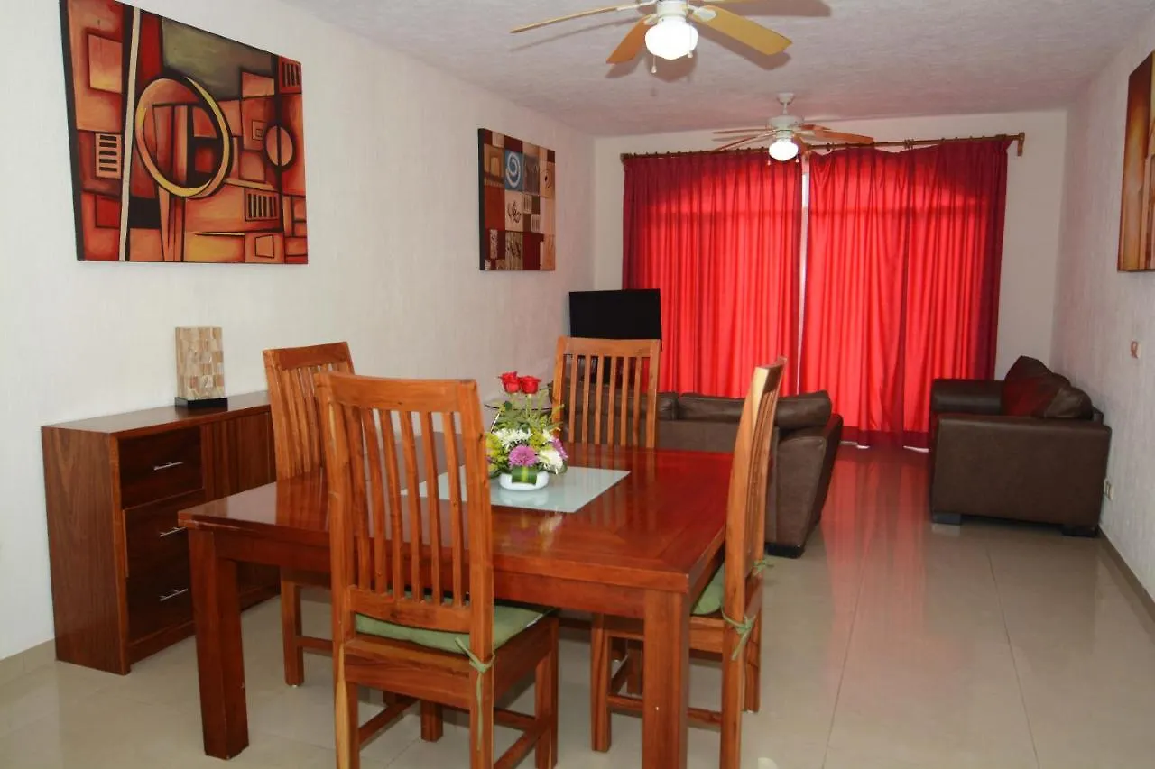Rinconada Del Mar Apartamentos Playa del Carmen 3*,  México